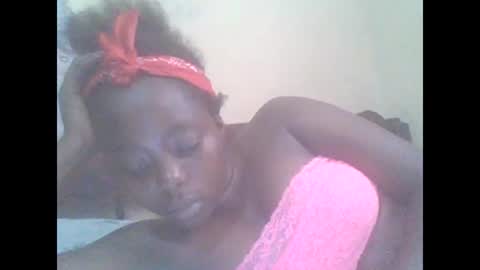 hornygal001 online show from February 12, 5:15 am