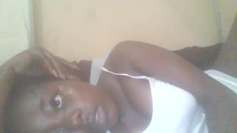 hornygal001 online show from September 19, 5:09 am