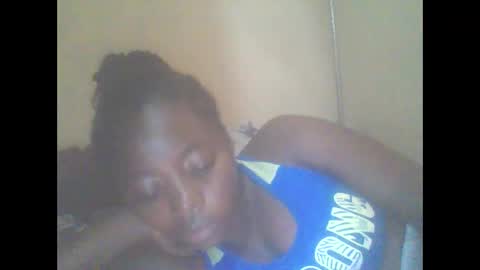 hornygal001 online show from December 3, 5:37 am