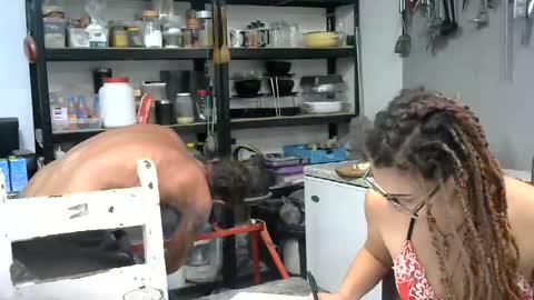 Snapshot of hornyhippies0080 chatting on June 21, 1:24 pm Nix D online show from June 21, 1:24 pm