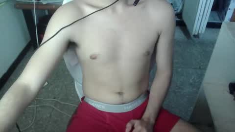 Snapshot of hornylilfuckbuddy chatting on October 11, 4:01 am Flea online show from October 11, 4:01 am