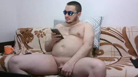 Snapshot of hornymonkey991 chatting on May 1, 7:18 pm hornymonkey991 online show from May 1, 7:18 pm