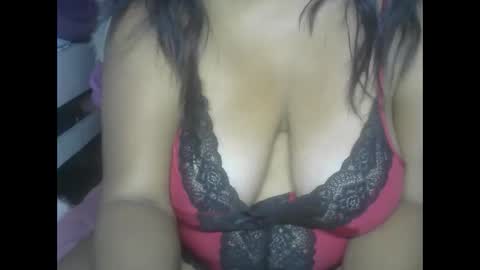 Snapshot of hornymood30 chatting on January 12, 9:19 pm Hornymood30 online show from January 12, 9:19 pm