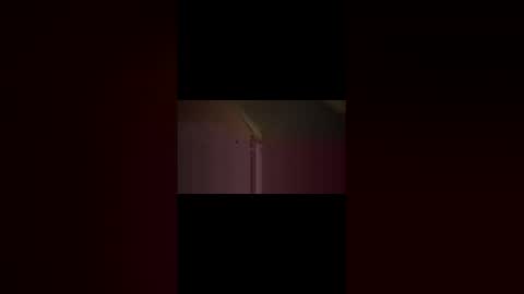 Snapshot of hornyonelooking1 chatting on December 4, 11:41 am hornyonelooking1 online show from December 4, 11:41 am