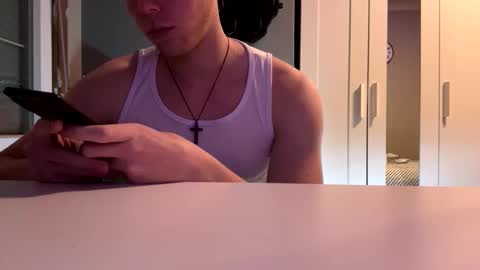 Snapshot of hornypapi6993 chatting on December 22, 6:49 pm hornypapi6993 online show from December 22, 6:49 pm