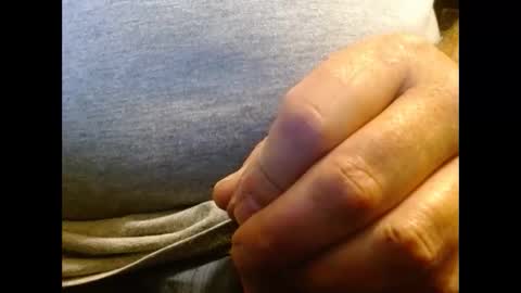 Snapshot of hornypilotguy chatting on September 19, 6:48 am hornypilotguy online show from September 19, 6:48 am