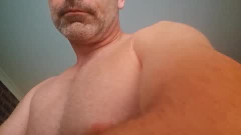 Snapshot of hornyrhino40 chatting on November 8, 9:31 am HornyRhino40 online show from November 8, 9:31 am