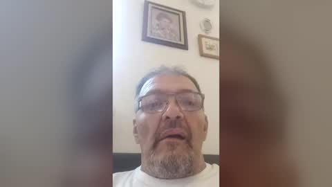 Snapshot of hornysiciliancock712446 chatting on July 30, 9:58 pm Peter online show from July 30, 9:58 pm