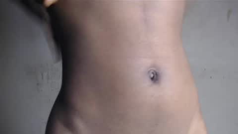 Snapshot of hornyslut_xx chatting on May 27, 7:16 am Bella online show from May 27, 7:16 am