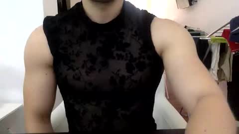 hornyspaniard93 online show from May 31, 3:30 pm