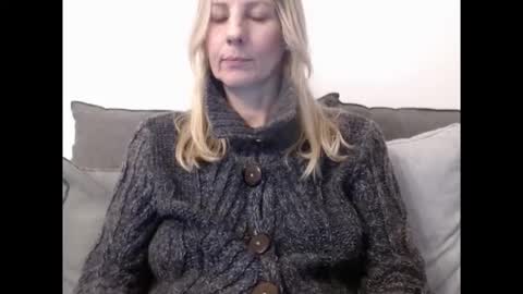 Snapshot of hornyssima chatting on February 12, 3:29 pm Hornyssima online show from February 12, 3:29 pm