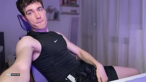 hornytwunk01 online show from January 18, 8:51 am