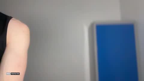 hornytwunk01 online show from March 15, 7:20 pm