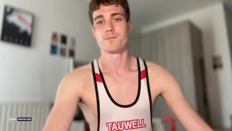 hornytwunk01 online show from April 27, 4:49 pm