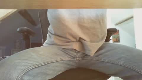 hornyworkerfr online show from June 16, 9:34 am