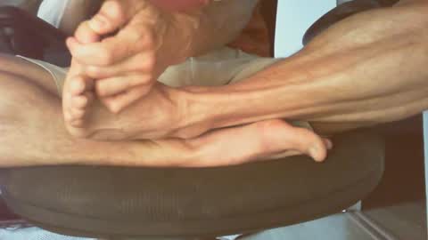 hornyworkerfr online show from June 18, 8:25 am