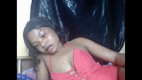 Snapshot of hornyxbum chatting on December 31, 7:51 pm hornyxbum online show from December 31, 7:51 pm