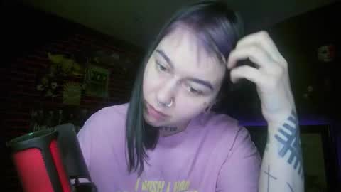 Snapshot of horror_circus chatting on December 2, 3:12 am Messalina Horror online show from December 2, 3:12 am