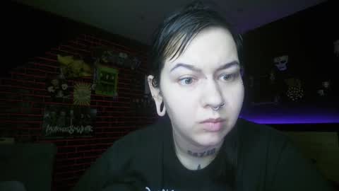 Snapshot of horror_circus chatting on December 14, 7:58 am Messalina Horror online show from December 14, 7:58 am