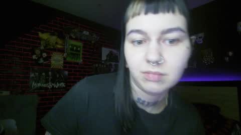 Snapshot of horror_circus chatting on December 15, 9:13 am Messalina Horror online show from December 15, 9:13 am