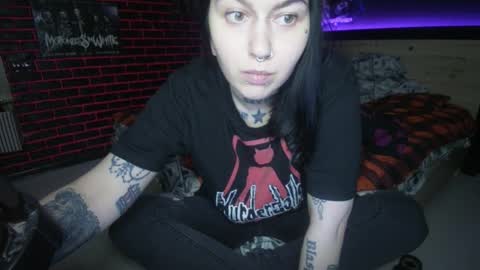 Snapshot of horror_circus chatting on December 19, 8:05 pm Messalina Horror online show from December 19, 8:05 pm