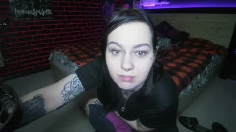 Snapshot of horror_circus chatting on February 11, 5:45 am Messalina Horror online show from February 11, 5:45 am