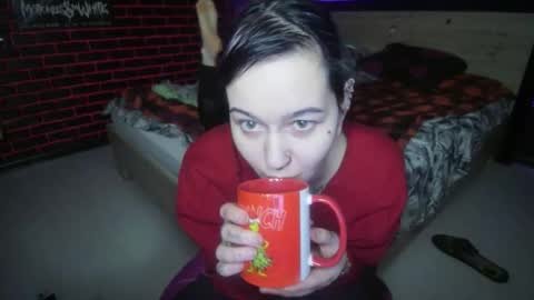 Snapshot of horror_circus chatting on February 23, 5:32 pm Messalina Horror online show from February 23, 5:32 pm