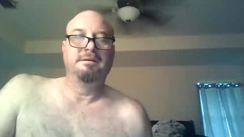 Snapshot of horsenamedcharlie chatting on November 20, 3:45 pm Charles online show from November 20, 3:45 pm