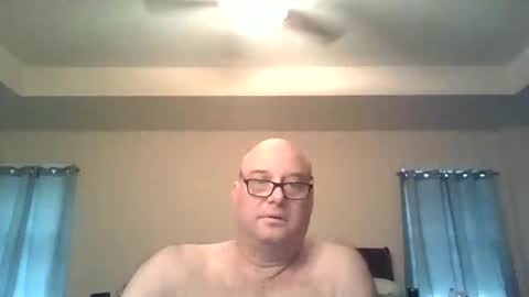 Snapshot of horsenamedcharlie chatting on December 3, 5:22 pm Charles online show from December 3, 5:22 pm