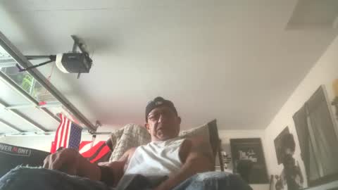 Snapshot of hoss43040 chatting on September 9, 10:42 pm hoss43040 online show from September 9, 10:42 pm