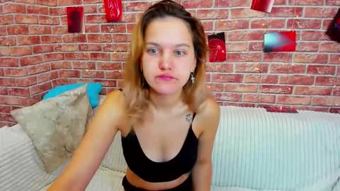 Jessica  online show from October 12, 2:54 am