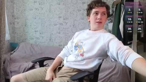 Snapshot of hot_boy_oscar chatting on October 21, 11:22 am Oscar  online show from October 21, 11:22 am