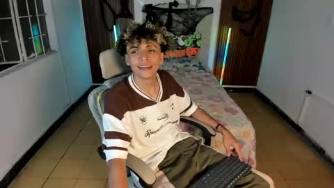 hot bunny online show from November 2, 12:57 am