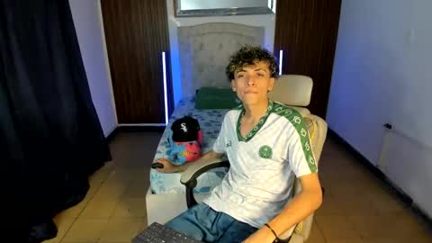 hot bunny online show from November 13, 1:48 am