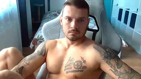 hot_cap_77 online show from October 8, 1:20 pm