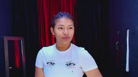 Snapshot of hot_chocolate_4u chatting on February 3, 12:14 pm hot chocolate 4u online show from February 3, 12:14 pm