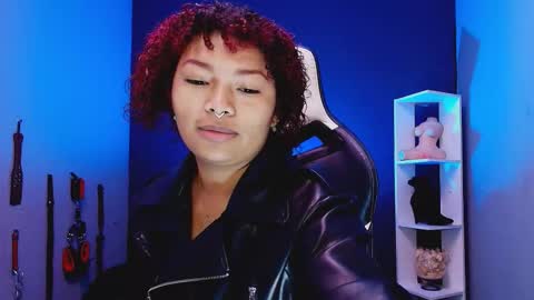 hot chocolate 4u online show from November 8, 12:05 pm