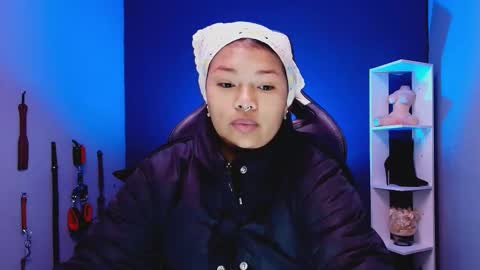 hot chocolate 4u online show from November 12, 12:16 pm