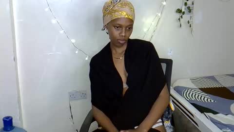 Snapshot of hot_dayne chatting on November 27, 2:57 am hot_dayne online show from November 27, 2:57 am