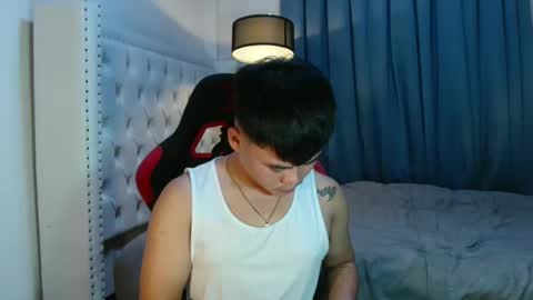 hot_emmanuel online show from January 19, 7:12 am