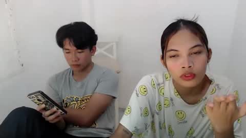 Snapshot of hot_falling_devilxx chatting on December 13, 6:16 pm online show from December 13, 6:16 pm