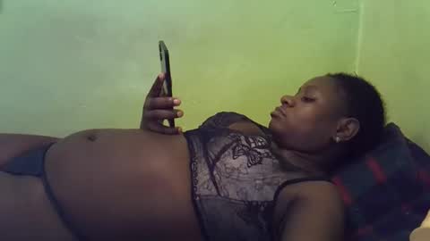 Snapshot of hot_girlly chatting on November 17, 3:45 am hot_girlly online show from November 17, 3:45 am