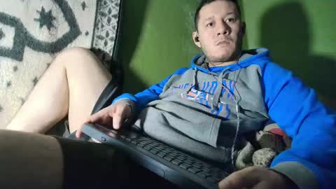 hot_guy36 online show from December 19, 3:02 am