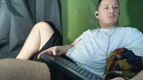 hot_guy36 online show from July 21, 3:20 am