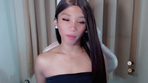 Khianna online show from July 25, 12:36 pm