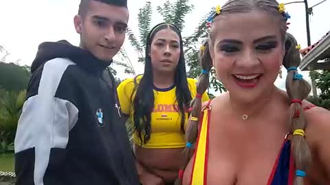 Snapshot of hot_kittens_xxx chatting on June 23, 11:08 am kittens online show from June 23, 11:08 am