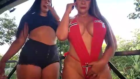 Snapshot of hot_kittens_xxx chatting on July 11, 12:08 pm kittens online show from July 11, 12:08 pm