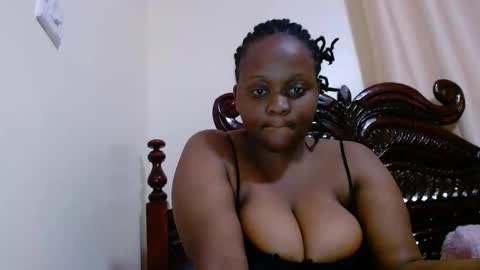 Linah online show from October 2, 10:28 pm