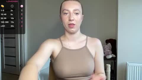 Lina online show from October 24, 12:34 pm