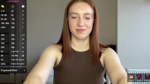 Snapshot of hot_lliinns chatting on December 16, 11:48 am Lina online show from December 16, 11:48 am